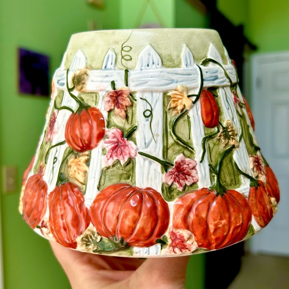 Yankee Candle Other - Vintage Yankee Candle October Fall Nature Pumpkin Candle Shade Topper Decor